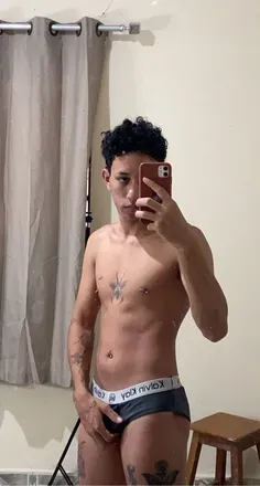 OnlyFans cuenta rochaaviini avatar 1