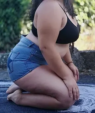 OnlyFans account  yellow02 avatar 1