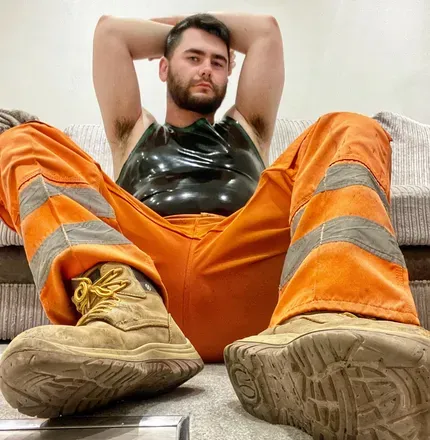 OnlyFans account  gayrubberjay avatar 1