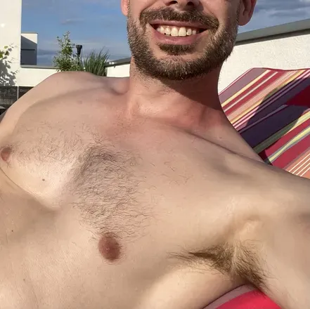 OnlyFans cuenta berlinloadsfree avatar 1