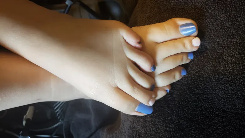 OnlyFans account  footsiefrenzie header 2