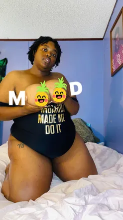 OnlyFans cuenta juicy_thickumms header 2