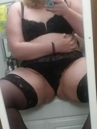 OnlyFans cuenta curvybunny1995 header 2