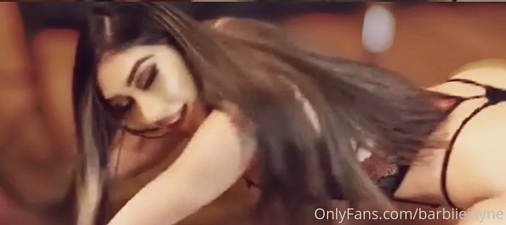 OnlyFans cuenta barbiiejayne header 2