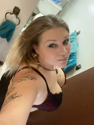 OnlyFans cuenta bikerchicktripp avatar 1