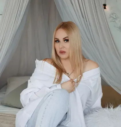 OnlyFans cuenta lili2772 avatar 1