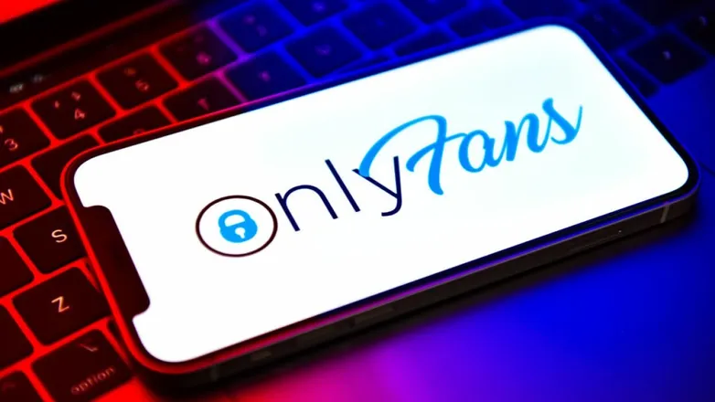 OnlyFans cuenta a_couple_squiiirtz header 2
