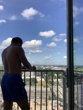 OnlyFans cuenta lovetobust1 header 2