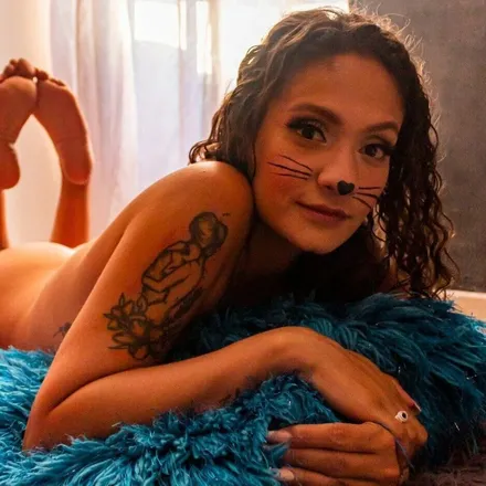 OnlyFans cuenta maggie_mai8 header 2