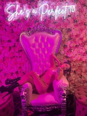 OnlyFans cuenta dakotasnowyourfav header 2