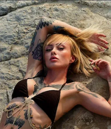 OnlyFans cuenta ravenmonroee avatar 1