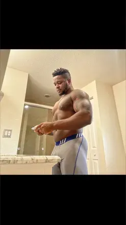 OnlyFans cuenta africanmuscle avatar 1