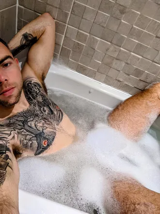 OnlyFans cuenta talktojames header 2