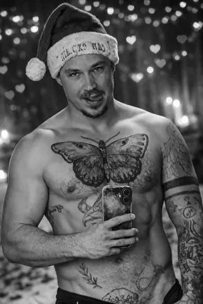 OnlyFans account  freakyzan avatar 1