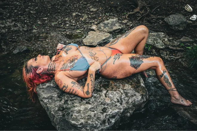 OnlyFans cuenta thessafewordissummer header 2