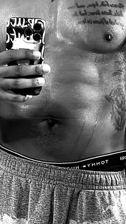 OnlyFans cuenta grandejulio header 2