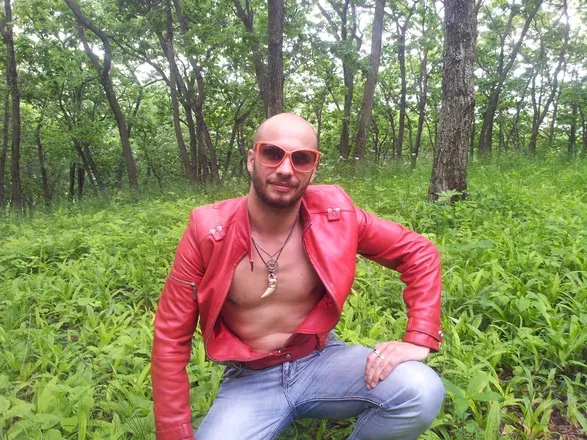 OnlyFans cuenta aleksandr-1980 header 2