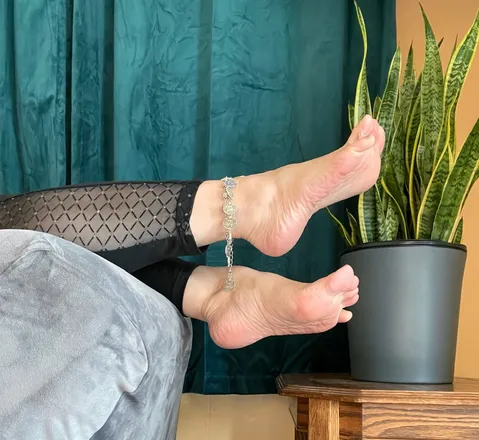 OnlyFans account  lilmissnaaya2.0 header 2