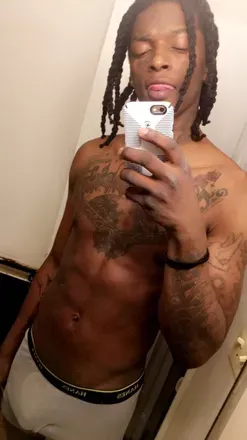 OnlyFans cuenta mr2livvve avatar 1