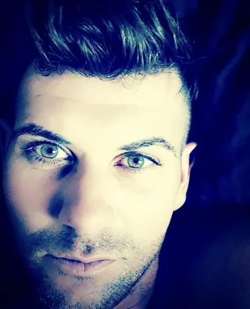 OnlyFans cuenta bazzamc25 header 2