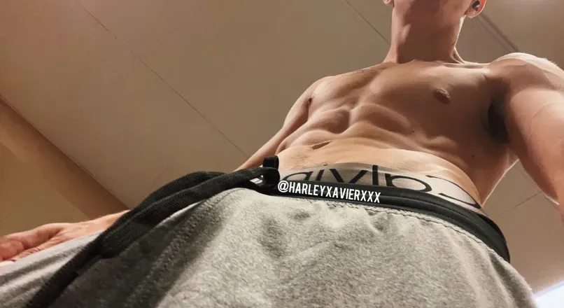 OnlyFans cuenta harleyxavierxxx header 2