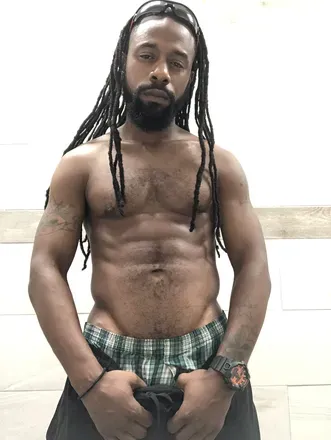 OnlyFans account  kingsquirt713 avatar 1