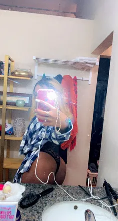 OnlyFans cuenta yoshbby header 2