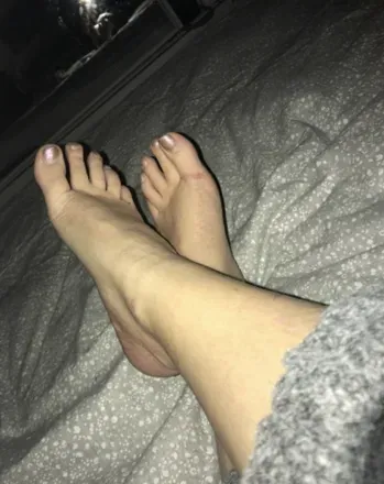 OnlyFans account  velvetlouves header 2