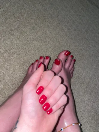 OnlyFans cuenta wettestfootfantasies header 2