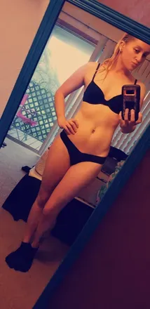 OnlyFans cuenta foxyroxy92 avatar 1