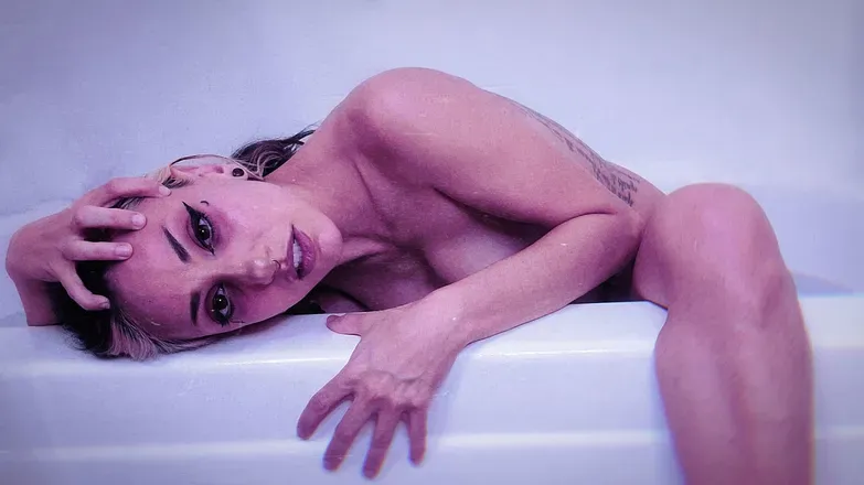 OnlyFans cuenta freyjamoon header 2