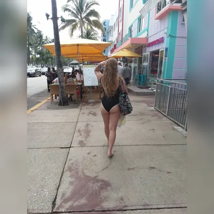 OnlyFans cuenta bigbootydani98 header 2