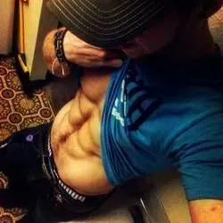 OnlyFans cuenta btownmuscle avatar 1