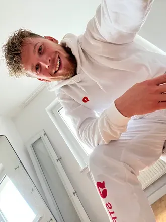 OnlyFans cuenta nickygold_official header 2