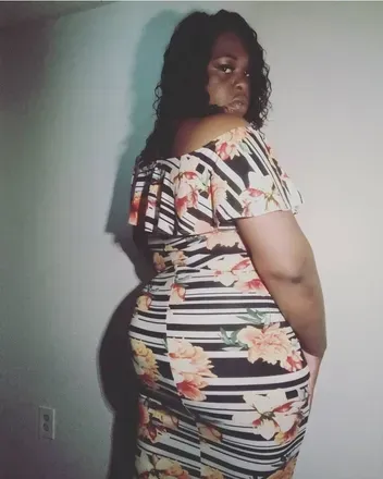 OnlyFans account  stargingg avatar 1