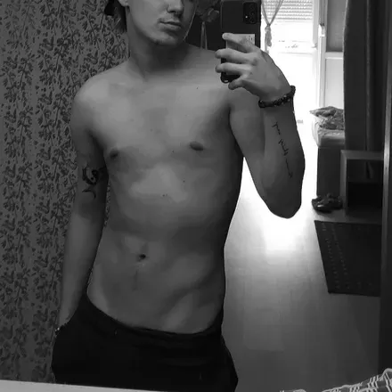 OnlyFans cuenta axrenee avatar 1