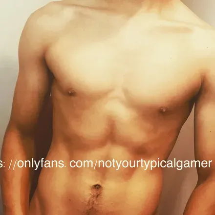 OnlyFans cuenta notyourtypicalgamer header 2