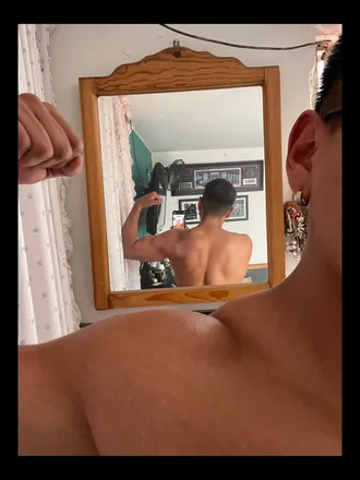 OnlyFans cuenta eltiomono header 2