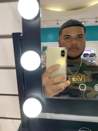 OnlyFans account  deonbae avatar 1