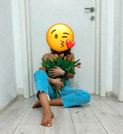 OnlyFans cuenta mirapetite88 header 2