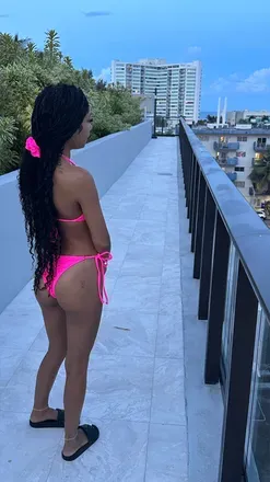 OnlyFans cuenta theylovealaya avatar 1