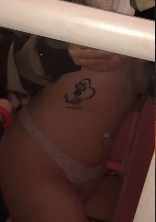 OnlyFans cuenta phoebelillian28 avatar 1
