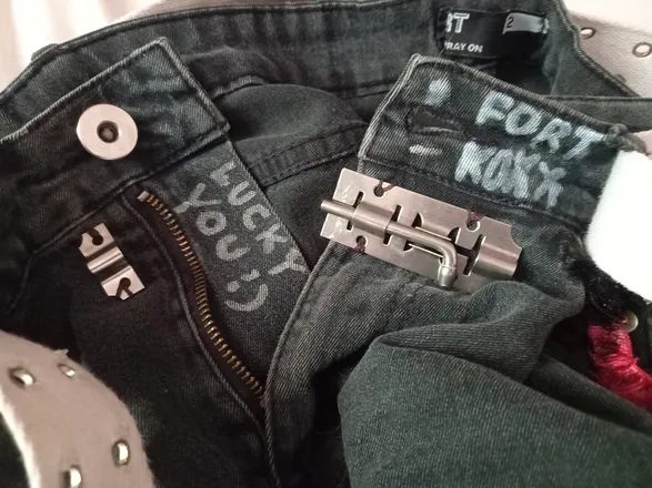 OnlyFans cuenta illiteratebastard header 2