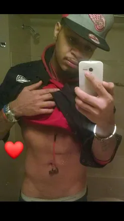 OnlyFans cuenta freakylilaries header 2