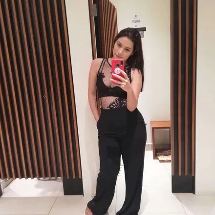 OnlyFans account  sofialov5 header 2