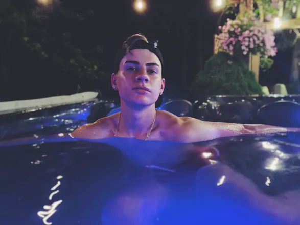 OnlyFans account  ickyricky header 2