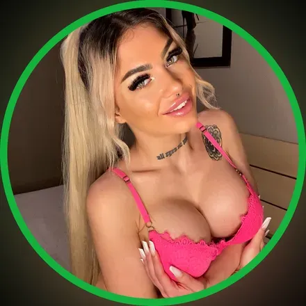 OnlyFans cuenta midnightdesiree avatar 1