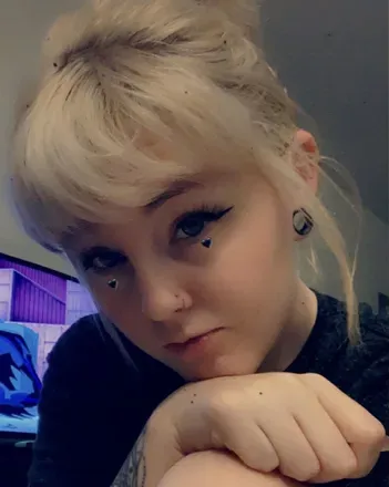 OnlyFans cuenta lilspoopybats avatar 1