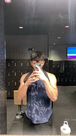 OnlyFans cuenta krisduggan header 2