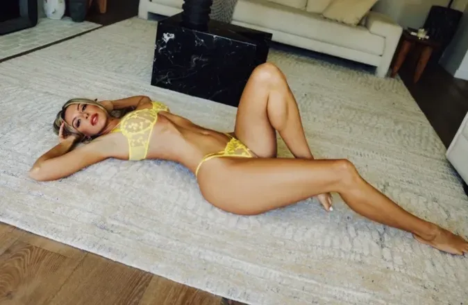 OnlyFans cuenta ashleexoxo header 2